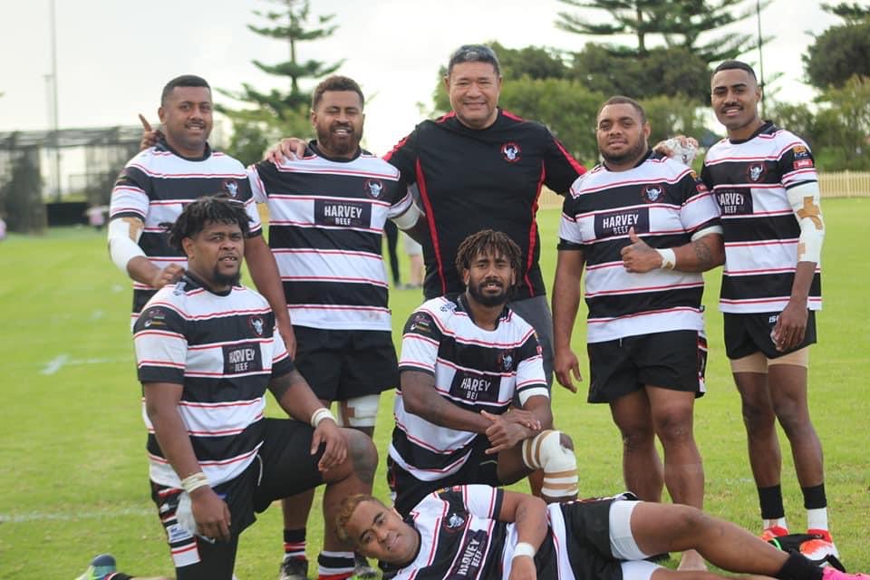 gurusculler's tweet image. Thank you for the explanation, &amp;amp; illustrations. 

This is the Bunbury Barbarians v the Dunsborough-Busselton Dungbeetles at Barnard Park last weekend. 🤪🤯😭

Bunbury played in the curtain raiser to the #FORvDRU last night, quite appropriately. 

Photos from Bunbury’s FB page.