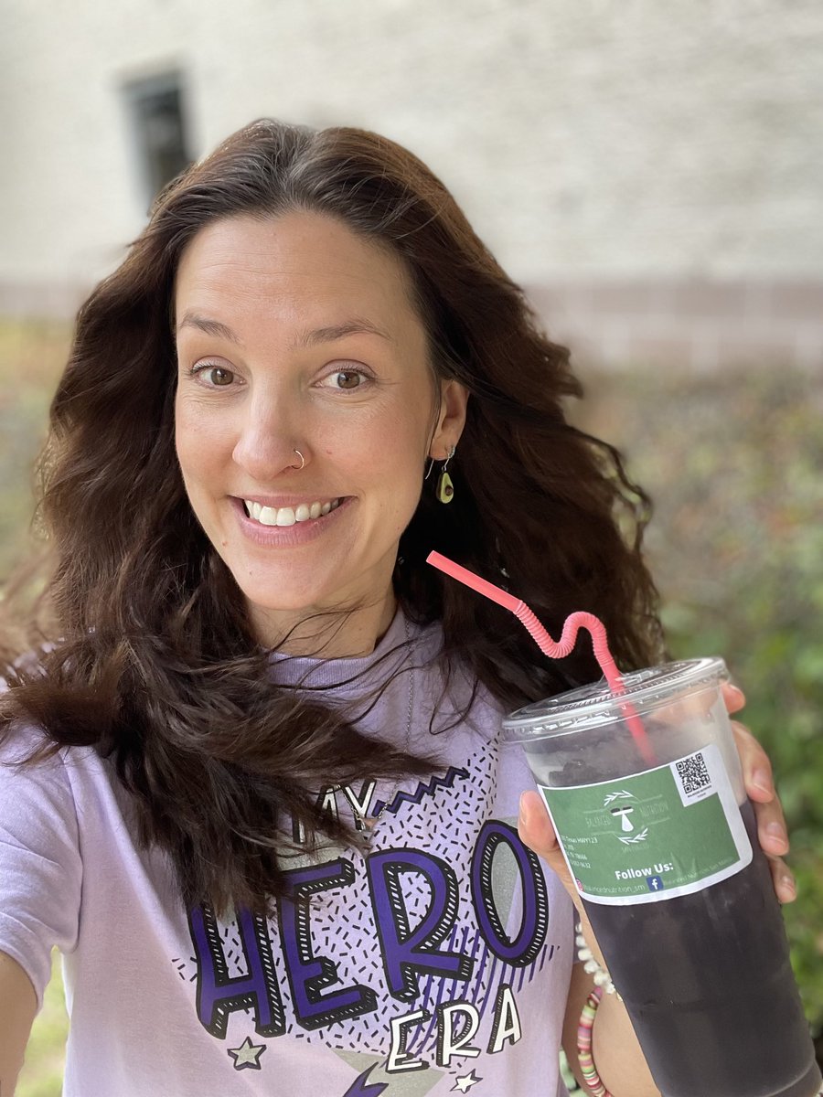 HeroPTO's tweet image. We’ve had such a fun week spoiling our amazing Hernandez Elementary Teachers and Staff!!  Such a deserving group to appreciate!! We are forever thankful for all you do for our Heroes 🫶🏼💜
And how cute are they in their new Hero Era swag🤩🤩