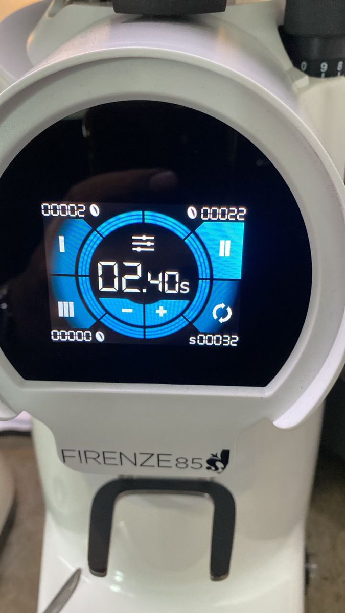 aizuddinmanap's tweet image. pagi ni kita cuba run pakai firenze 85mm outlet Bangi. dark roast coffee hanya 2.4 saat untuk 18g