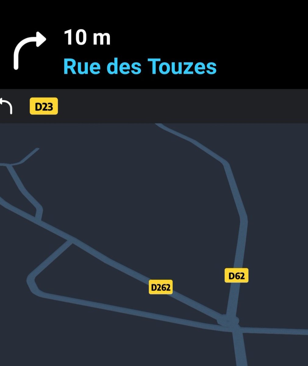 DaddyTbm's tweet photo. OK j'avais décidé d'être sage ce soir. Mais si Waze s'y met... https://t.co/2ZKHMfTwDs