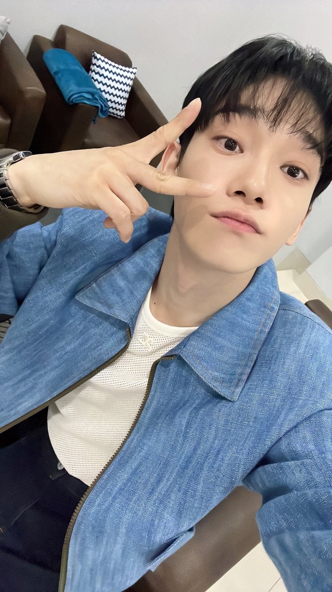 exol_chennie_07's tweet photo. Interacción del día dinos lindos del cielo 🦕

¿Quién fue su primer bias de los poderosos #EXO alias @weareoneEXO?

El mío 👇🏻❤ https://t.co/GGyUlSDrVG