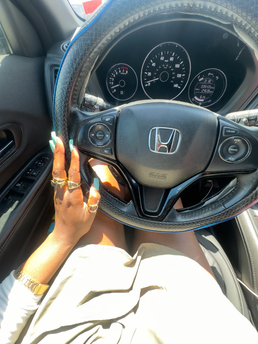 Who wanna be my passenger king ? #nails #rings #hands #legs #blackwomen #honda