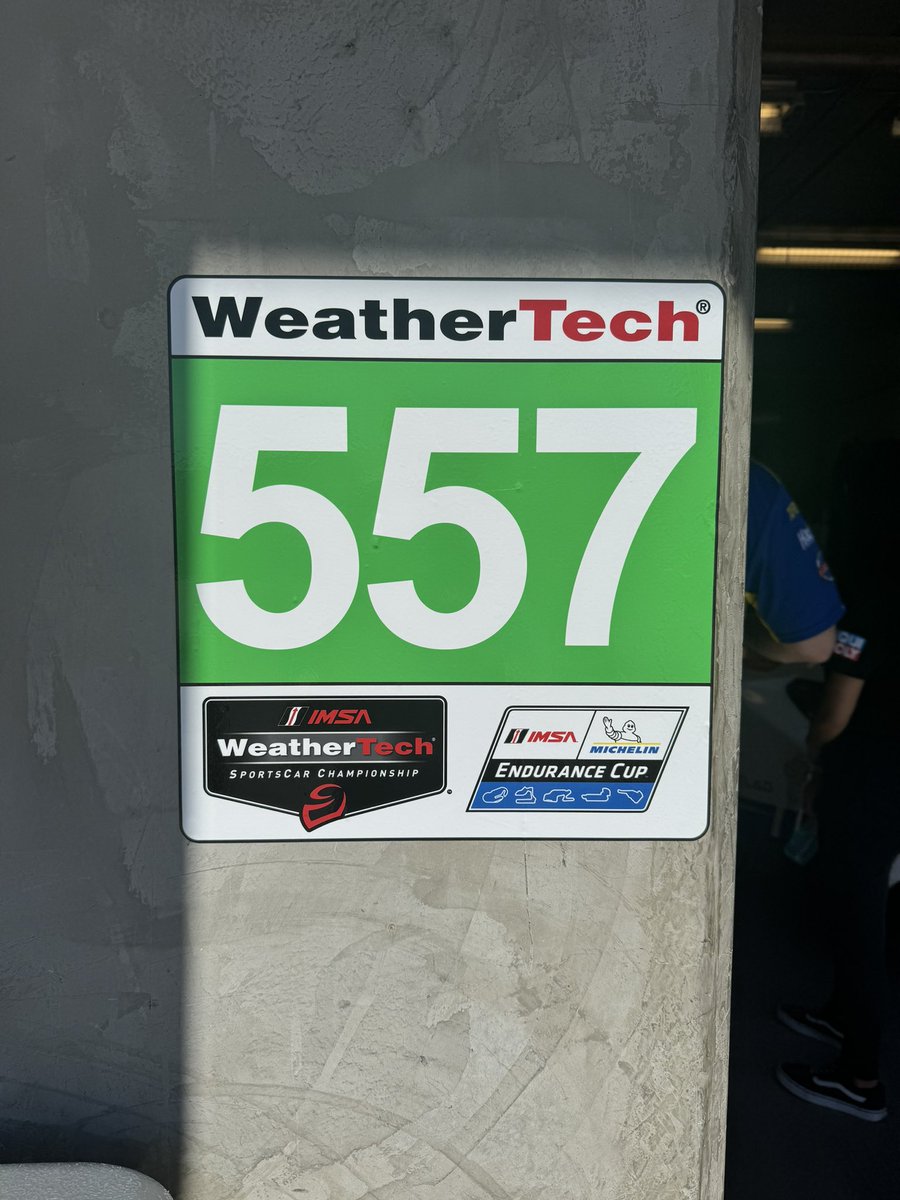 M2nurse's tweet photo. Of course we had tacos today to celebrate #557! @Turnermotrsport #TeamTaco https://t.co/AJIBbTey89
