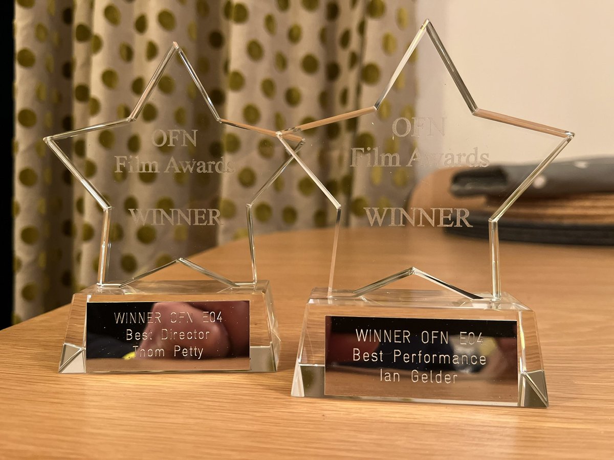 Incredibly sad news and I feel very honoured to have had the chance to work with Ian Gelder. I learnt a lot from him. Was so pleased that he got to receive his smart trophy!