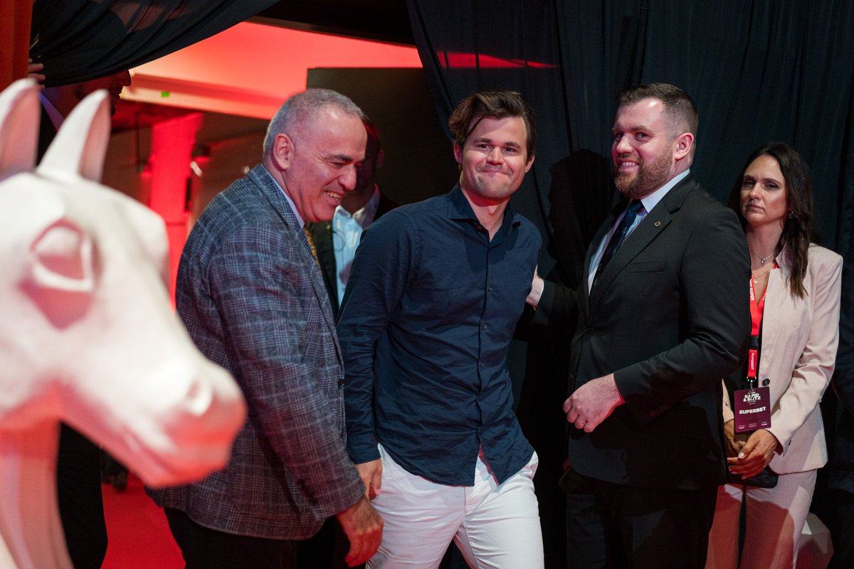 International Master Kostya Kavutskiy recaps Day 4 of the Superbet Rapid & Blitz Poland 2024, happening now through May 12 in Warsaw. Today comprised the first blitz round robin. grandchesstour.org/news/video-day…