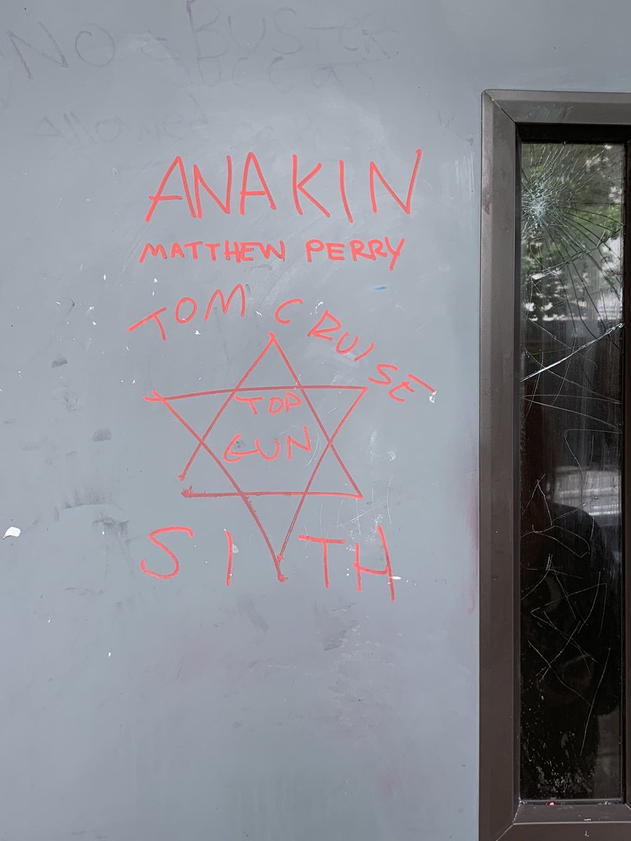 graffiti i saw on the door to a scientology building