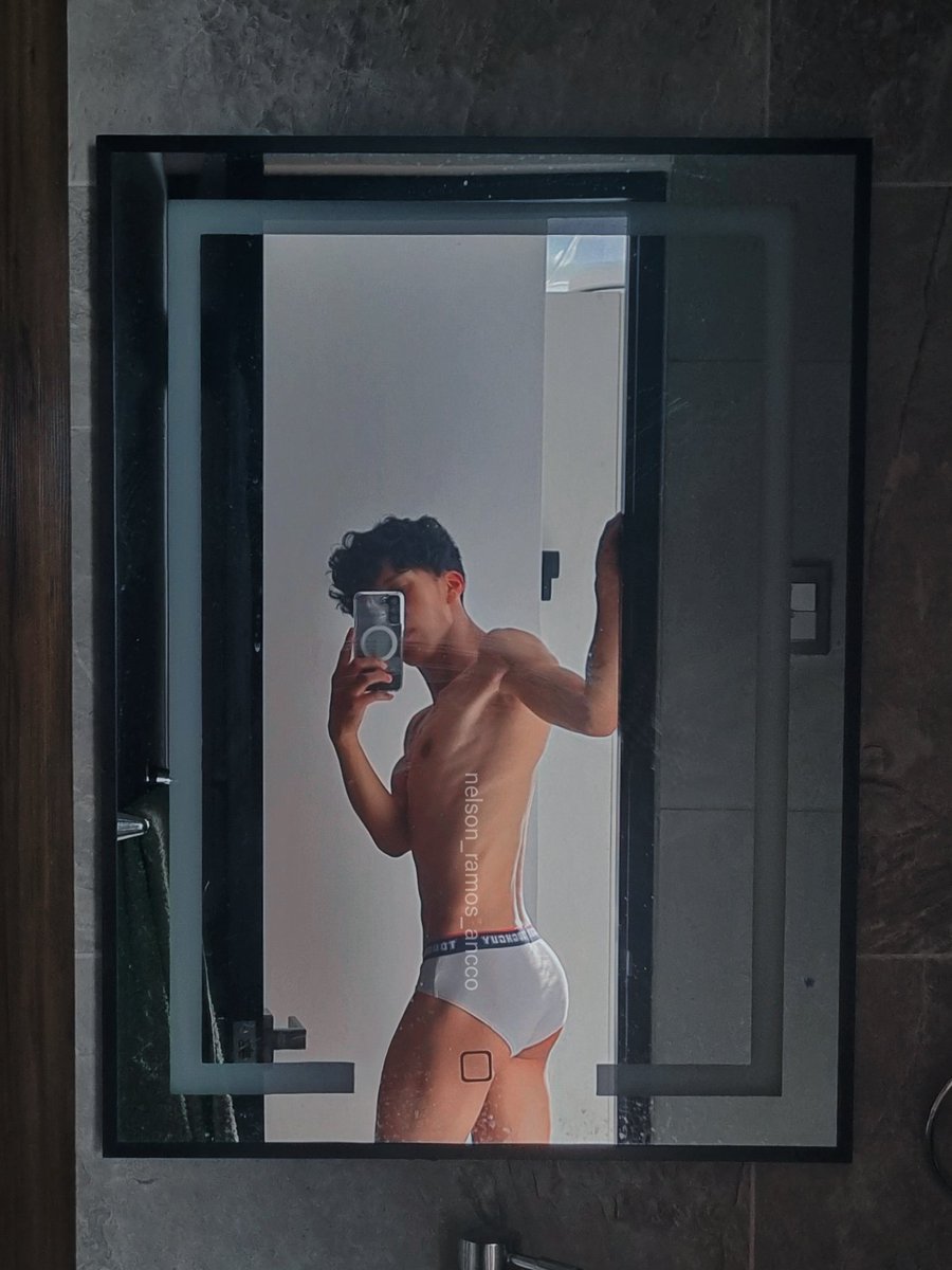 Nelson_Ramos_A's tweet photo. #fitness #gay #twink 
Planes? 🔥 https://t.co/jADIvzYwbs