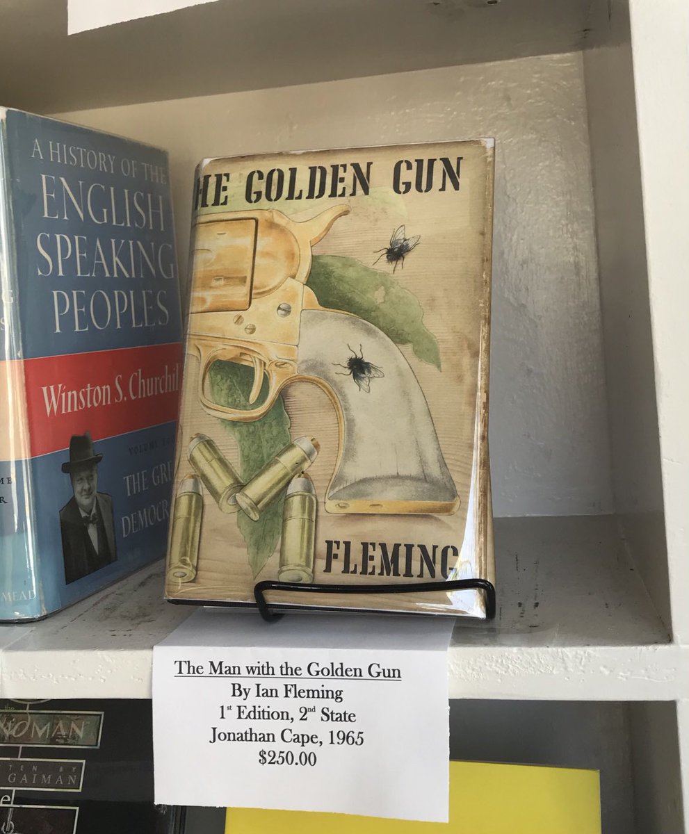 Spotted in a bookstore window. Not sure if that’s a good price for this book. I’m not planning on starting a #jamesbond book collection, but the old cover art looks very cool. #IanFleming