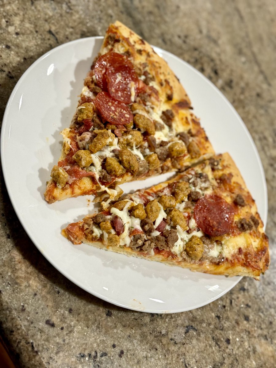 Is pizza better with hot sauce or red pepper flakes?