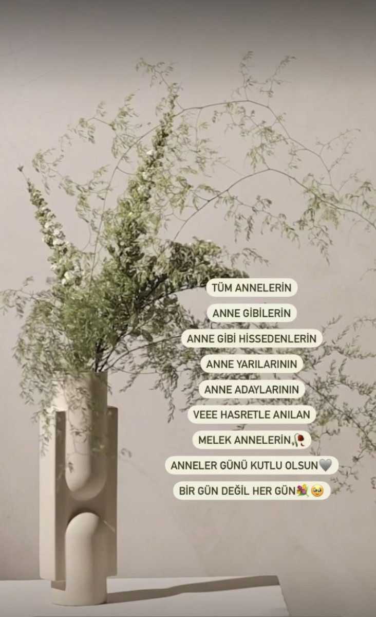 Annelerinize iyi davranın onlarda hayata bir kere geliyorlar.. Başta şehit anneleri olmak üzere tüm annelerin , Anneler günü kutlu olsun ❤️ #AnnelerGünüKutluOlsun