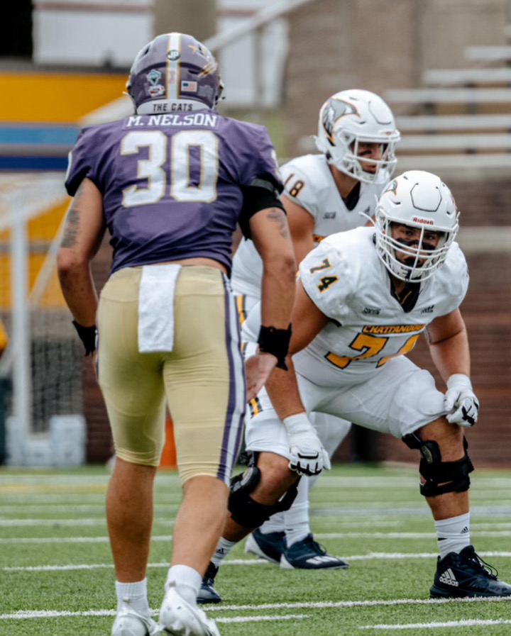 Chattanooga offensive line transfer Colin Truett has picked up an offer from Tulane, per a source. He's also received P-4 interest from South Carolina, Indiana, Missouri, Arkansas and Virginia. Former FCS Freshman All-American. 247sports.com/player/colin-t…