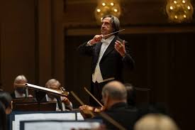 Scriabin: Symphony N° 3 in C Minor, Op. 43 'Le Divin Poème' - The Philadelphia Orchestra - Riccardo Muti (Cond.) - Studio Recording 1988.
#classicalmusic #music #art 
youtu.be/GbIOoz5glOg?si…