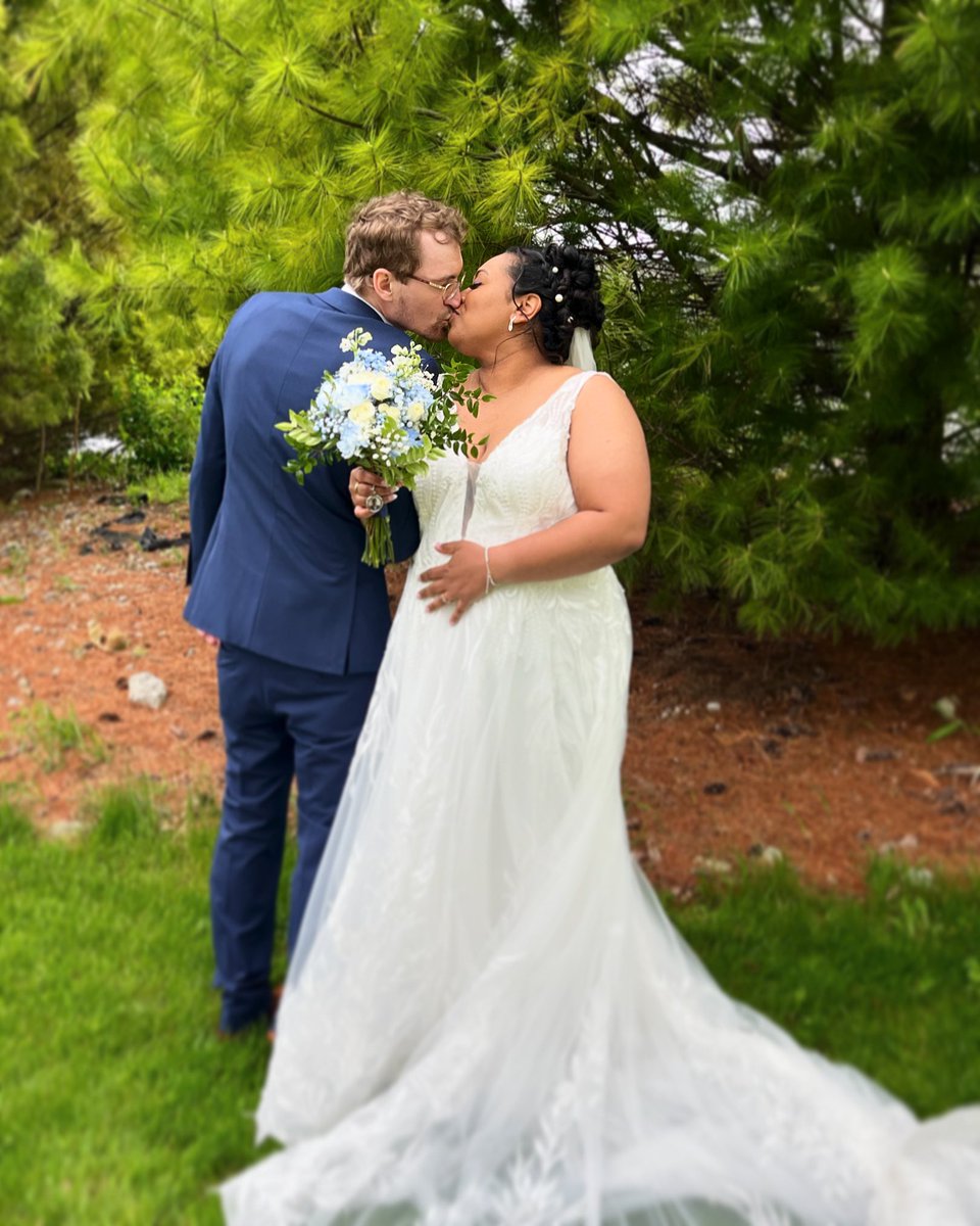 This hilarious couple filled the room with laughter throughout their vows! From Chris’s “You were my sassy coworker with a great butt!” to Brooke’s “I promise to continue to always try to understand you” these two are sure to have years of joy ahead of them.