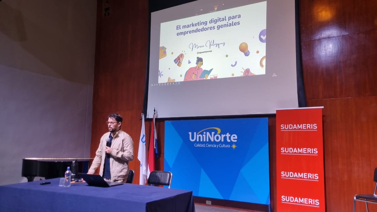 aguantamena's tweet image. Gracias a la @uninorteparaguay por la invitación para disertar durante el Ciclo de Conferencias en conmemoración al Día Del Mercadólogo. Mi enfoque fue sobre el lema de este año, "El Marketing Digital como estrategia innovadora para el crecimiento empresarial. 

#AI #MKTDigital