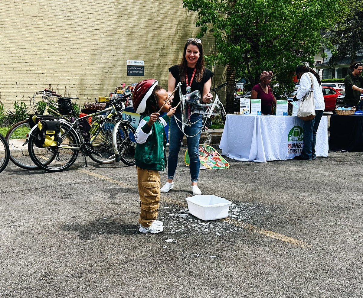 Couldn’t even come close to being able to count all the smiles at our bike clinic this afternoon. 

Thanks to every organization, volunteer, family, and kiddo who helped make today a special one in our neighborhood. #ROC #ForRoc