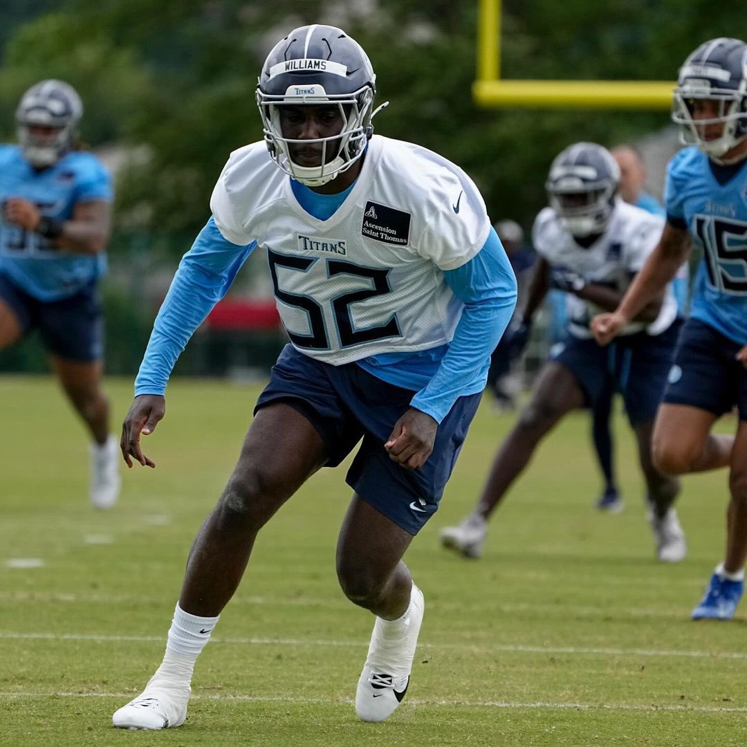 First look at Titans LB @Begreat_20 ( James Williams ) former Miami safety🏈💯