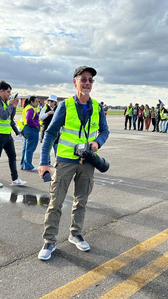Final de una tarde genial en el Spotter Day Ezeiza con un atardecer hermoso..  🤩✈️🌤
📷 🇦🇷 11/05/24
#SpotterDayEzeiza #avgeek #spotting #SamsungS23 
<a href="/AeropuertosAR/">Aeropuertos Argentina</a>