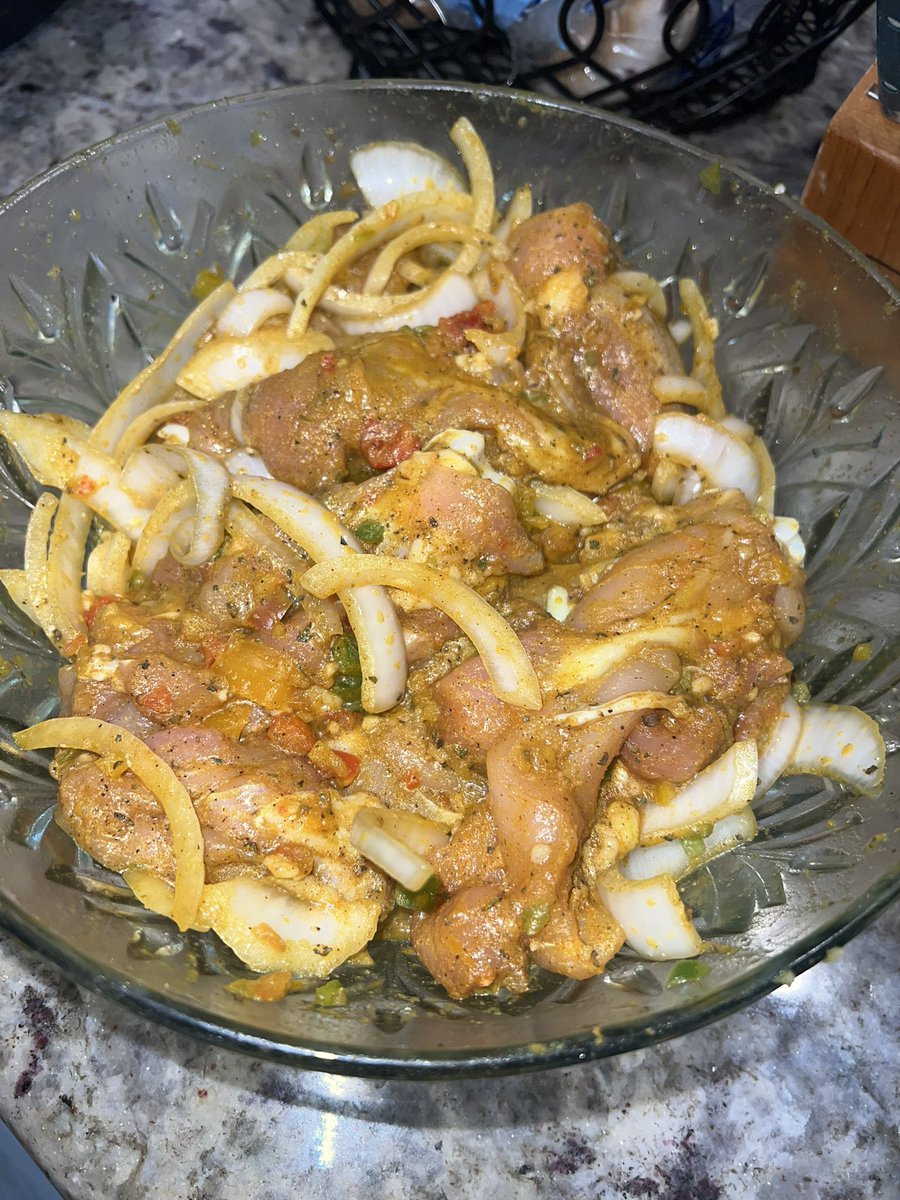 ElijahTarver's tweet photo. Chef Tarver curry chicken coming up #KitchenMaster https://t.co/PH3qN63uK4
