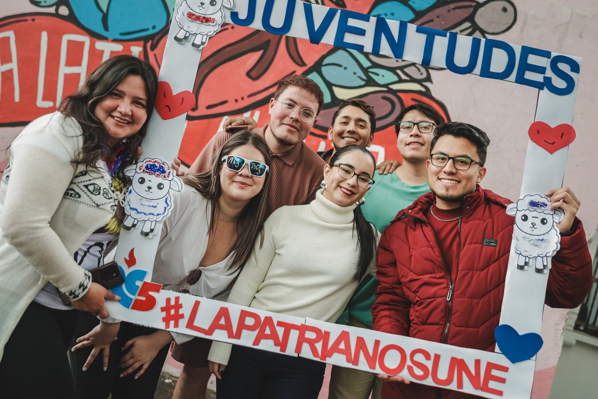 Las juventudes de #Pichincha aportan sus propuestas para el Plan de Gobierno 2025, desde las experiencias y anhelos de los jóvenes. Grandes ideas resultan del trabajo colectivo✊🏻 Este es el verdadero #PoderDeLosJóvenes 💪🏻🇪🇨 @MashiRafael @LuisaGonzalezEc @BlancaLopezC_ @AnaPauIC