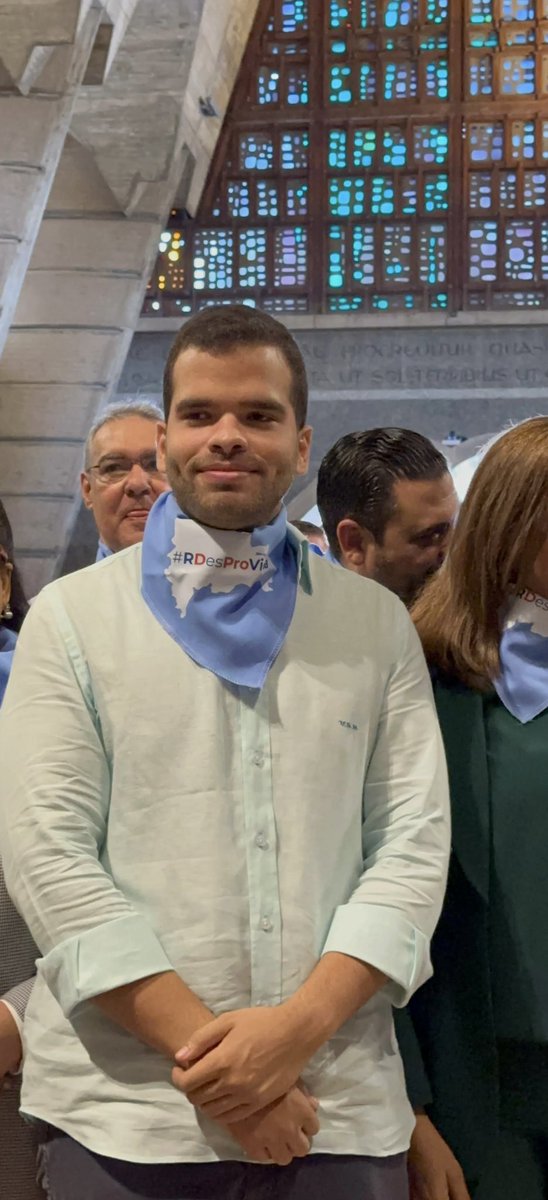 yessikash6's tweet photo. Orgullosa de ti @vicentesh_ #RDesProvida
#Vota6
#elpollito https://t.co/aENVLw1V6h