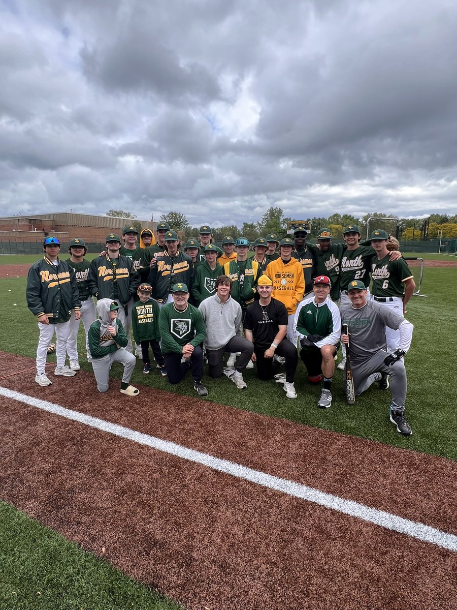 Grosse Pointe North Baseball (@gpnorthbaseball) on Twitter photo Solid turnout in the rain/chilly conditions for our alumni day. Special thank you to <a href="/Drew_Hill2005/">Drew Hill</a> ‘23 <a href="/cam_schafer9/">Cam Schafer</a> ‘23 <a href="/PresLexRockets/">Nathan Treska 🚀</a> ‘94, Rob McLeod ‘94 and Kris Kubalak ‘88 for participating in the first annual alumni home run derby!!! Solid turnout in the rain/chilly conditions for our alumni day. Special thank you to <a href="/Drew_Hill2005/">Drew Hill</a> ‘23 <a href="/cam_schafer9/">Cam Schafer</a> ‘23 <a href="/PresLexRockets/">Nathan Treska 🚀</a> ‘94, Rob McLeod ‘94 and Kris Kubalak ‘88 for participating in the first annual alumni home run derby!!!