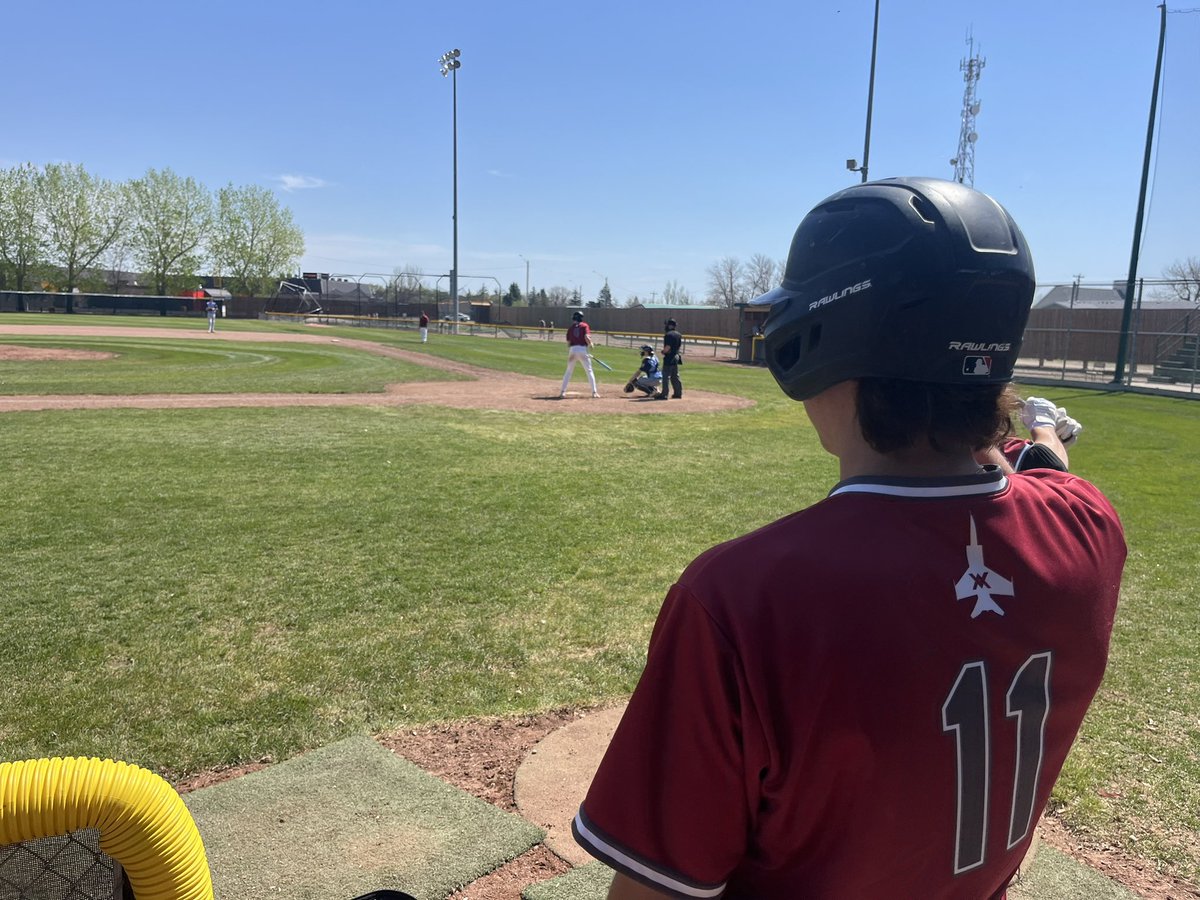 Game 2 Jets win 4-0 behind outstanding pitching MacInnis & Kozicki combine for 2 hits allowed with 11 K’s. Offense led by Haney 2/3 2B. Leblanc 1/2 2B. Andrachick, Fuzesy, Reiling also with 1 hit each. Tomorrow’s DH is moved up to 11 am.