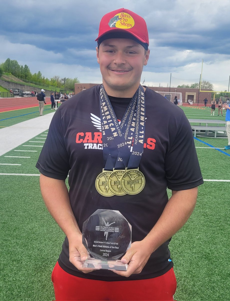 Phenomenal @NJCAAXCTF DIII National meet for @MACRunningCards Sophomore Trenton  Braswell. Quad gold for the All American, winning the Shot Put, Discus, Javelin  and Hammer. Quite a feat!
@MAC_Cards 
@MineralAreaCC 
@MattKing_Sports