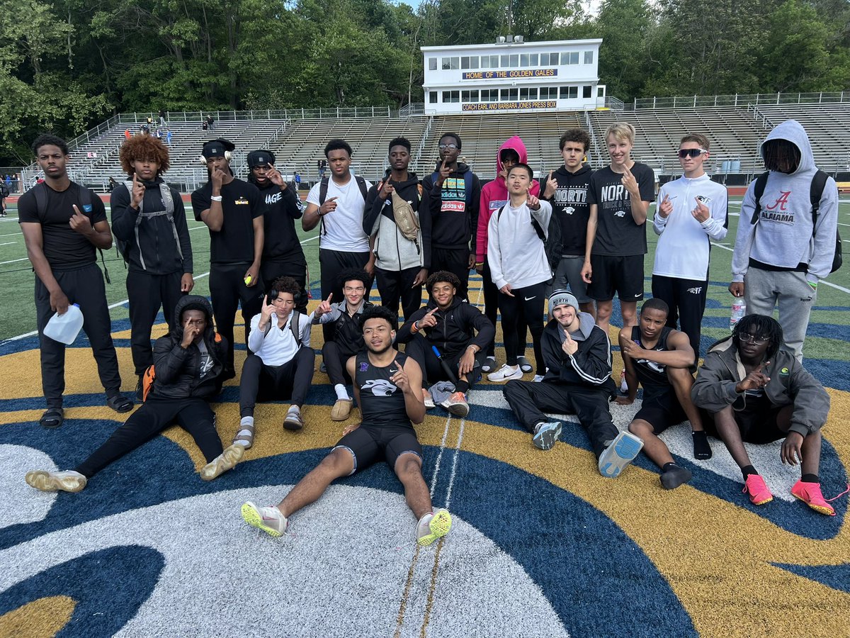 OCC Track Boys - 🥇 Girls - 🥈 On to districts!!