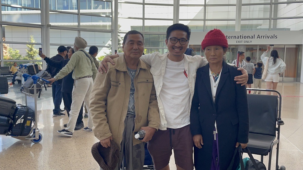 From a small town in Myanmar, Zawng Lum’s parents finally made it to celebrate his graduation from #uidaho. After earning his bachelor’s at Whitworth University, he graduated this morning with a Master’s in Music.