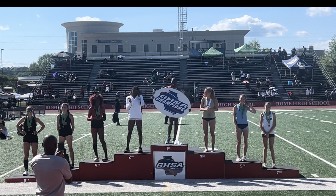 Coach Kelly tweet media