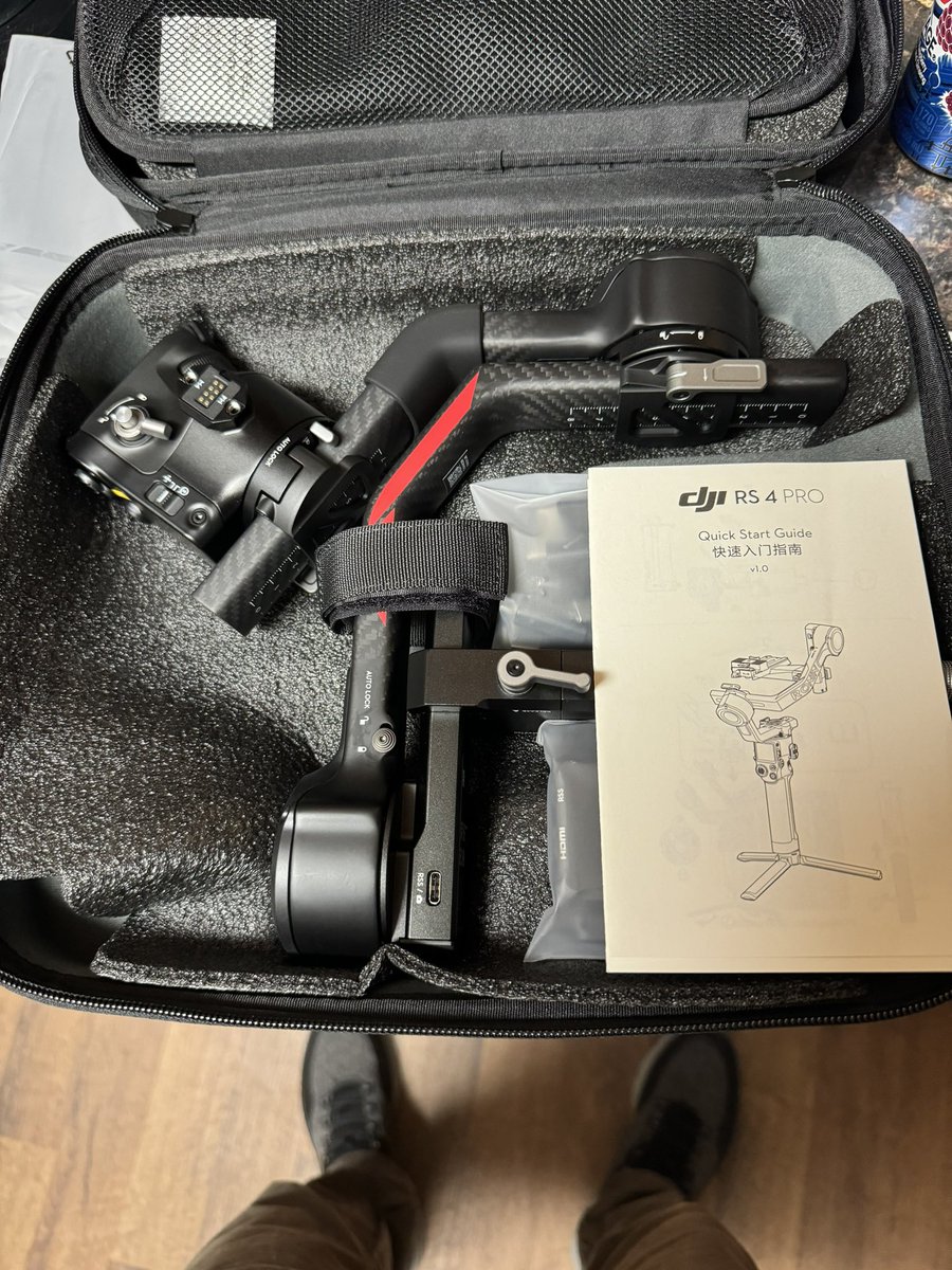 VeeGeeA_Media's tweet image. It’s time to start suiting up. #streamonthego #elgatoprompter #ronin4pro