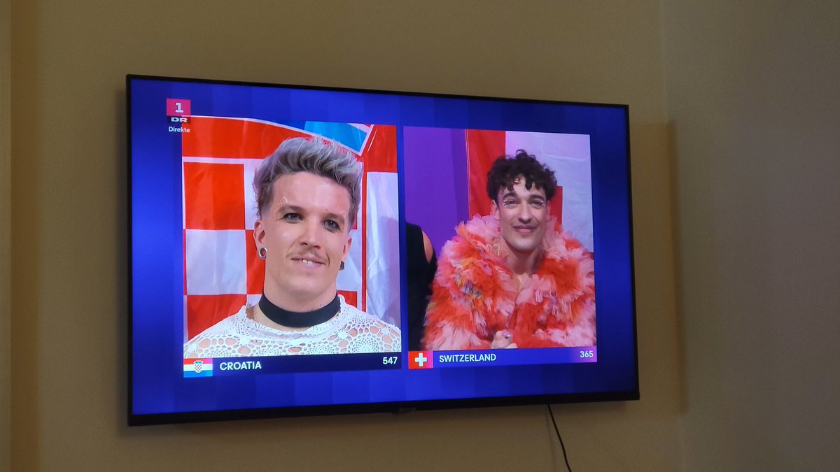 A dream split screen