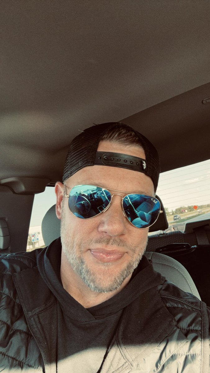 Stay safe out there y’all. Happy Saturday!  #saturdayselfie #SaturdayMood 😎