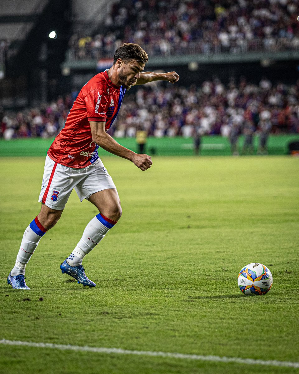 Cristiano pratica o esporte FUTEBOL, amigos! ⚽️

📸 <a href="/dudshuszcz/">Eduardo Huszcz</a>