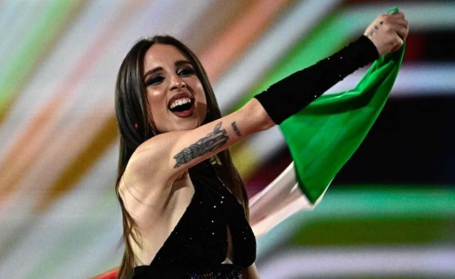 gossiptv__'s tweet photo. Angelina non importa, tu hai vinto con il tuo talento e hai conquistato i nostri cuori❤️ https://t.co/n4ixzMGtqA