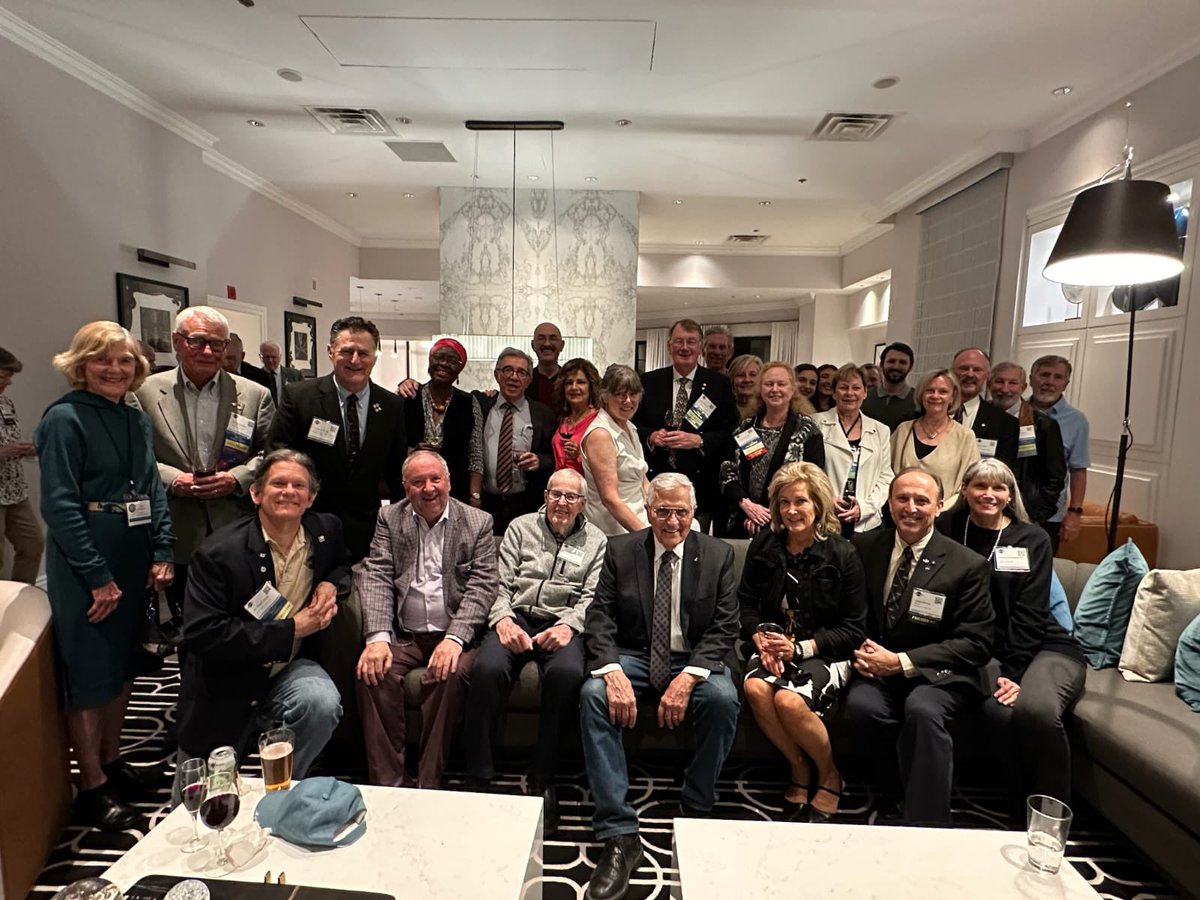 AeroMedicine's tweet photo. Astronaut Celebrations at #AsMA2024
Special thanks to AsMA leadership’s for having us at the presidential suite👌🆙
Dr. Joshep P. Kerwin in da House!👨🏻‍🚀
#SpaceMedicine #physicianastronaut #presidentialparty https://t.co/r4J7ng7GxY