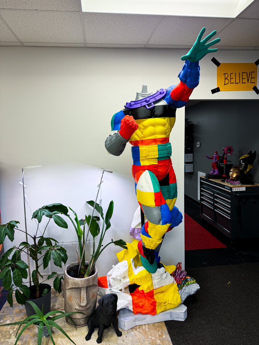 UncleJessy4Real's tweet image. A better look at this monster of a 3D Printed Statue 🤘