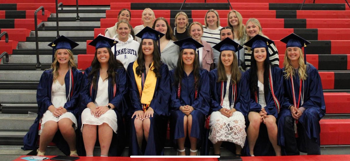 CLC Softball grads and their biggest supporters, their teammates #rollraids