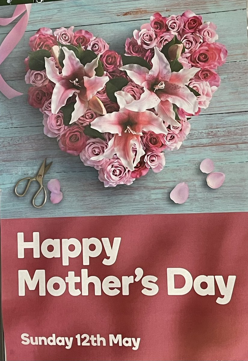 #HappyMothersDay 🌹to all celebrating & may you have a special day today & EVERY day of the year ♥️ Please all give your mum a hug or phone call if not with her ♥️ For those (like me & Harris) who have lost 🙏 sending hugs & know that her spirit is🕯️your life❤️‍🩹…