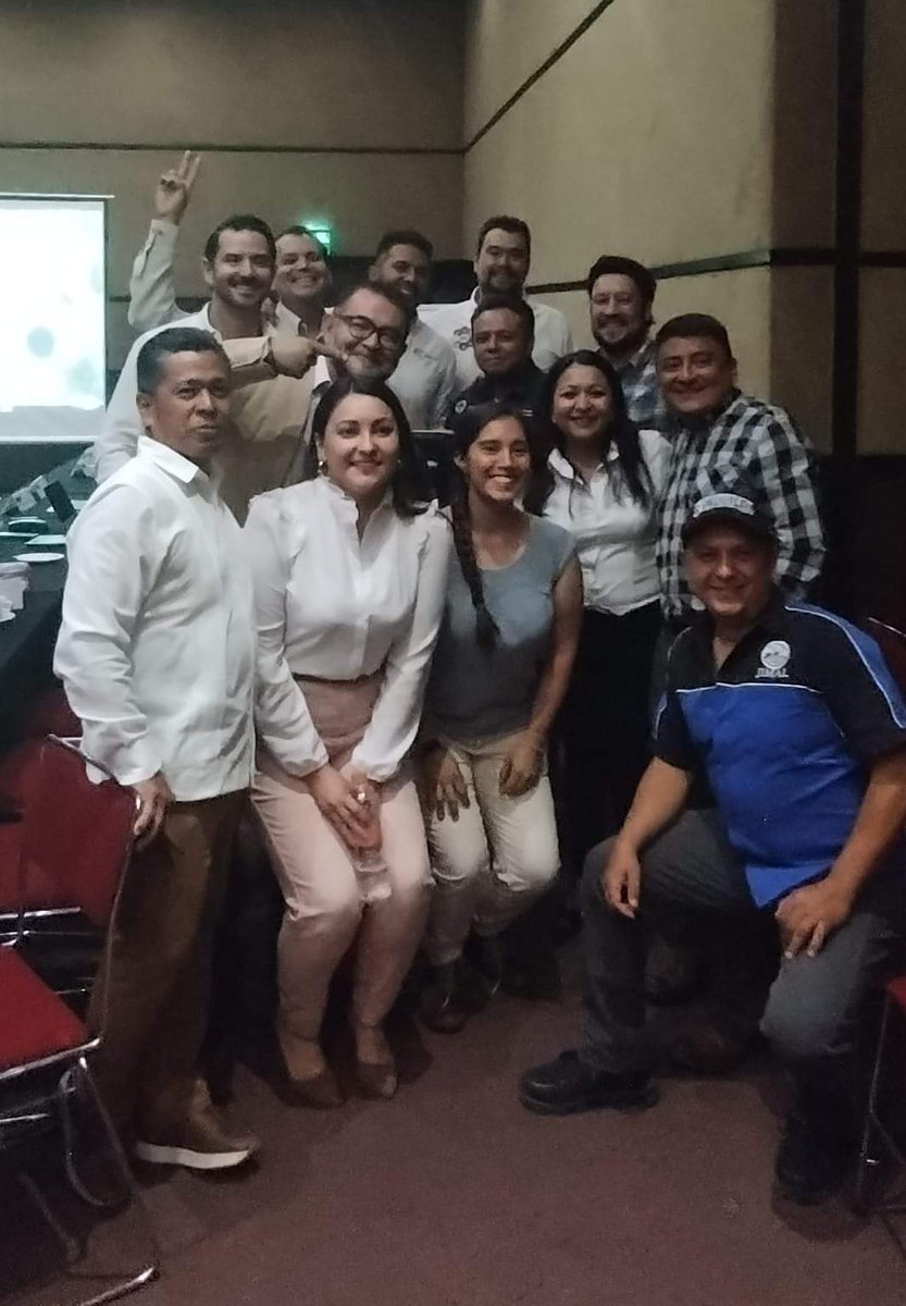 Agroforest_JAL's tweet photo. El 08 y 09 de mayo, tuvimos un intercambio de experiencias y lecciones aprendidas entre Juntas Intermunicipales de Medio Ambiente (JIMA) de #Yucatan #QuintanaRoo y #Jalisco.
@Mexico_TNC
#OneConservancy https://t.co/SQuTNP64rv