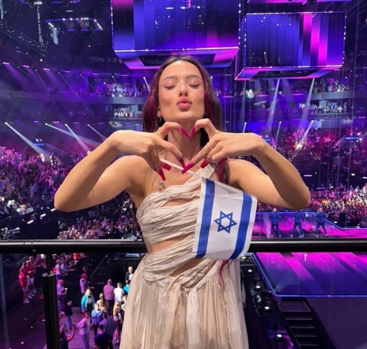 Israeli singer Eden Golen finished in 5th place tonight in the Eurovision after giving an emotional performance of her song Hurricane.

Israel finished with 375 points in total despite pressure groups and protesters attempting to stop them participating in the song competition.