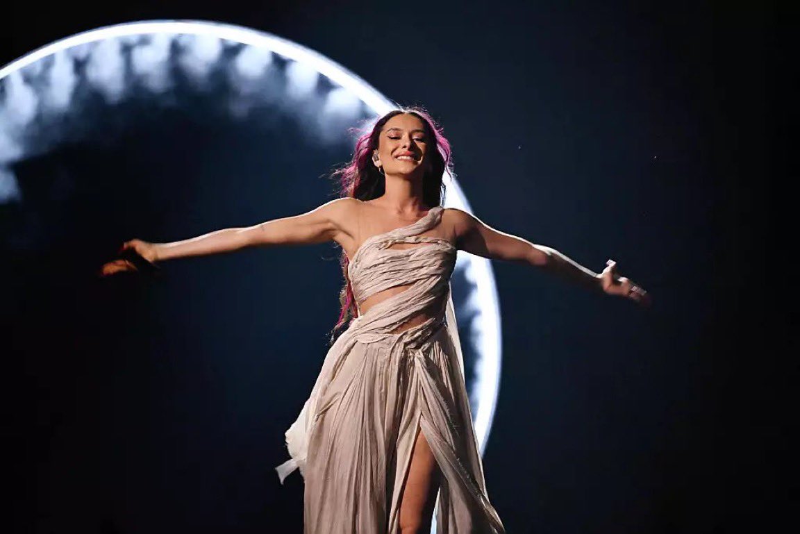 The British TV audience overwhelmingly voted for Israel. Eden Golan is the real winner tonight. What an incredible performance! Love wins over hate! ❤️🇮🇱 #Eurovision2024