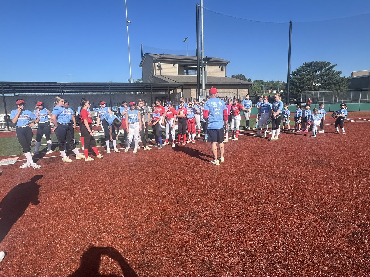 Ralston Softball tweet media