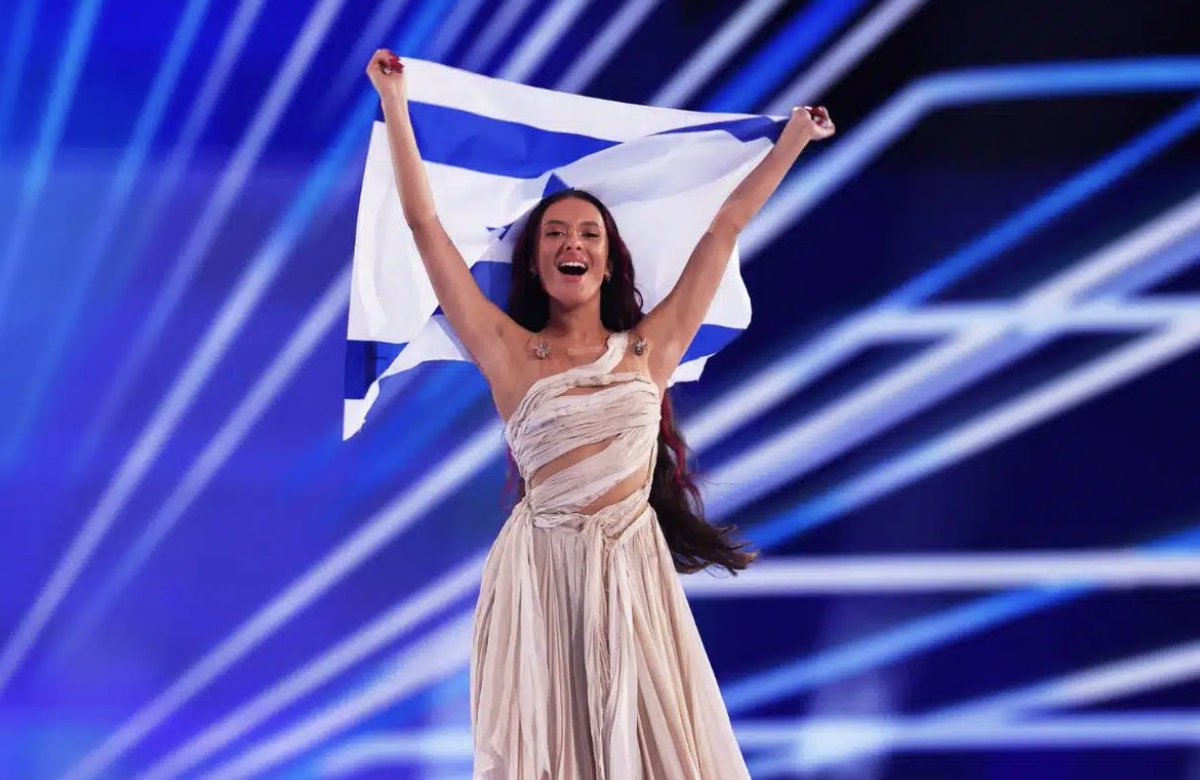 ISRAEL ha ganado Eurovisión en el voto popular, pero los jurados “profesionales” le han dado el triunfo a una Suiza tan neutral, que no sabe si es hombre o mujer. España, cuarta por la cola, ha quedado hecha unos zorros.