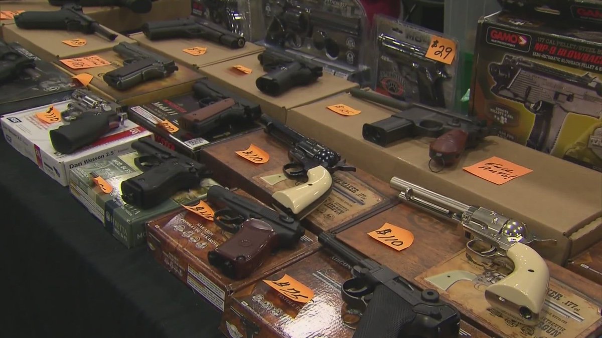 A new Pima County ordinance requires gun owners to report stolen or missing firearms within 48 hours or face a fine. Here's why gun rights advocates say the ordinance is illegal: 12news.com/article/news/l…