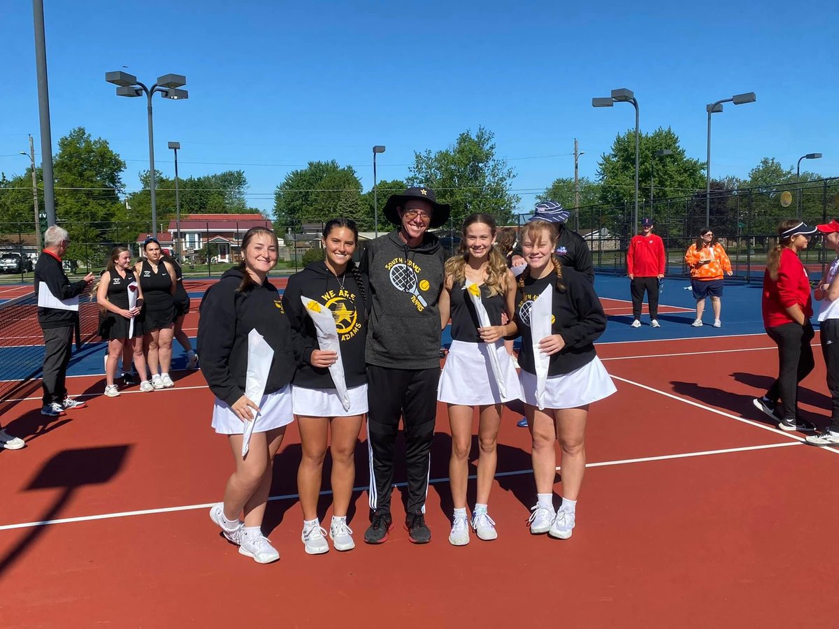 Elwood Honoring the seniors of @SA_Athletics at the Elwood Lady Panther Tennis Classic. Thanks for coming to our invite.