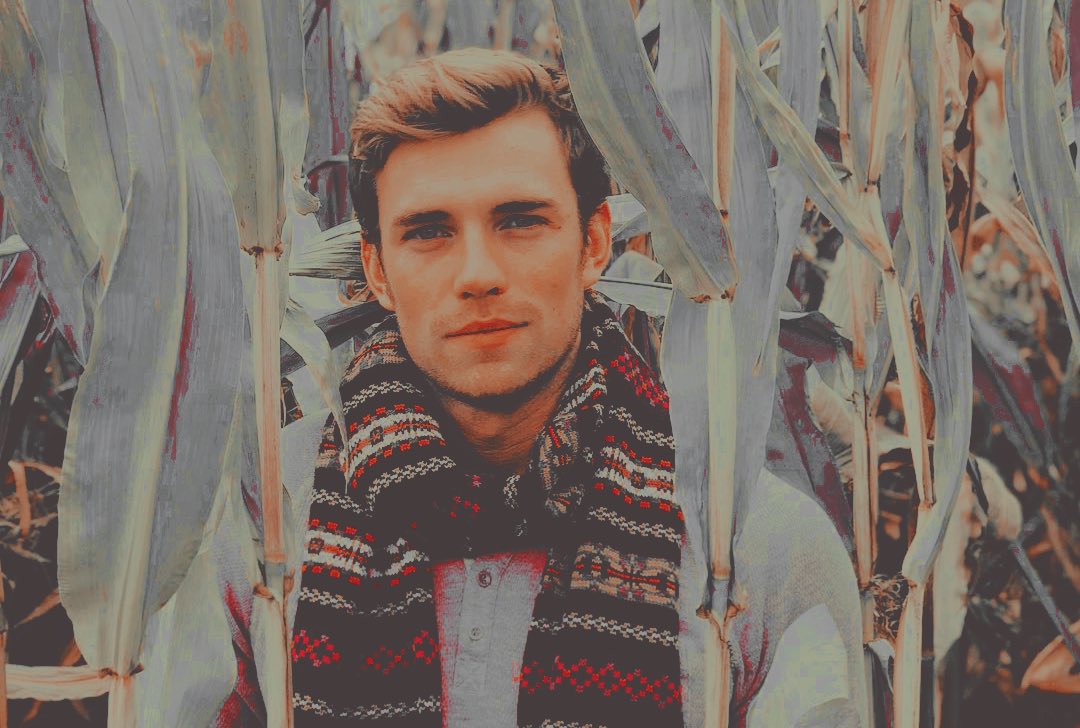 ᅠ
ᅠ
—

┊  🕊️  

       the early days of the formation of the x-men.
       yet, to this day, it seems as if the angel hasn’t
       aged a day…

—
ᅠ
ᅠ