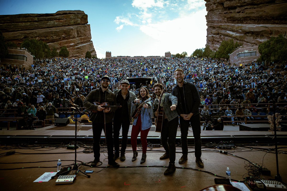 RED ROCKS - what a dreamy place to make music. Thank you, @turnpiketroubadours for having us! 🤍 📷: @huntersaillen