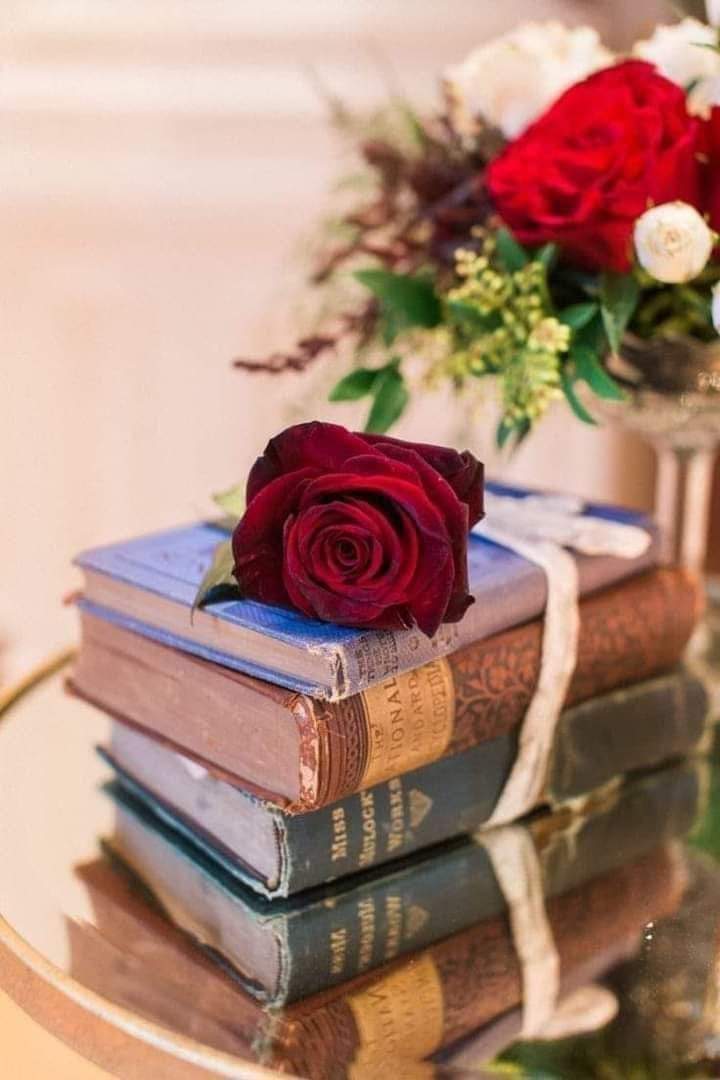 Mulyani1724's tweet photo. "Orang beriman adalah manusia yang paling damai, paling tenang, paling bahagia dalam semua keadaan. Bisa mendapatkan kebahagiaan yang besar dengan ilmu dan dia tau bagaimana bersikap."

👤 Ustadz Khaidir M Sunusi حفظه الله https://t.co/IUlkaRZnpv