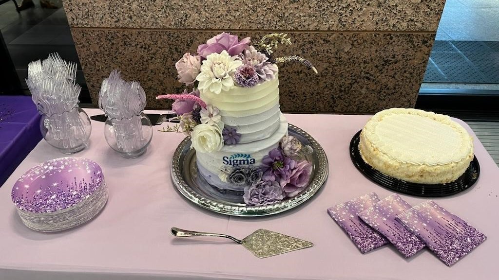 Eta Gamma Chapter of Sigma Theta Tau International (STTI) celebrated its 40th anniversary (1984-2024) on May 9 and hosted a student induction ceremony with keynote speaker, Dr. Amy K. McCarthy, plus dinner by Blue Mesa, cake for STTI members and their families, plus door prizes!